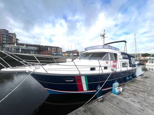 2001 Nimbus NIMBUS 380 COMMANDER