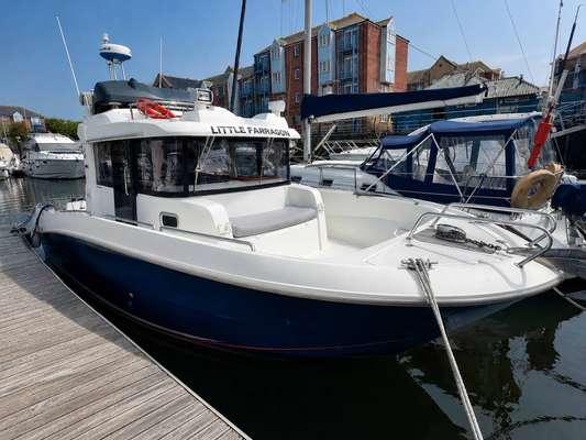 2012 Beneteau BARRACUDA 9