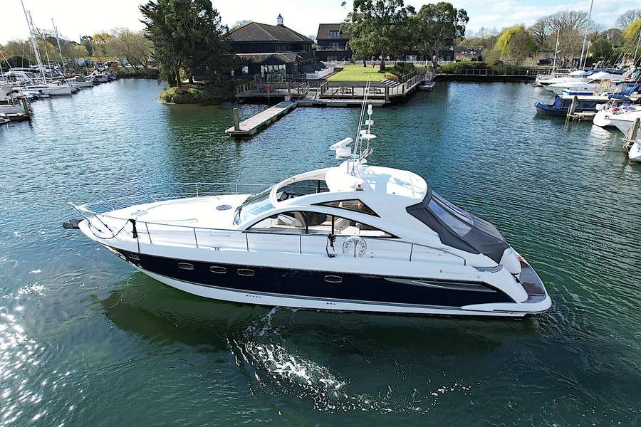 2008 FAIRLINE TARGA 47 - Photo 1
