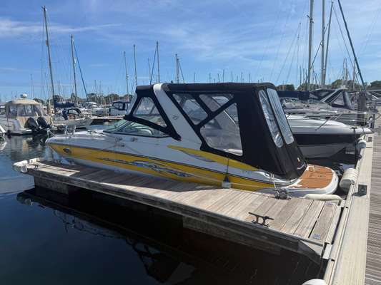 2005 Crownline 275 CCR - Photo 1