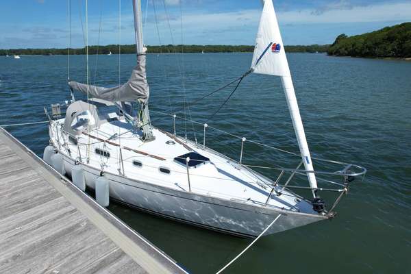 1982 Contessa Yachts CONTESSA 32