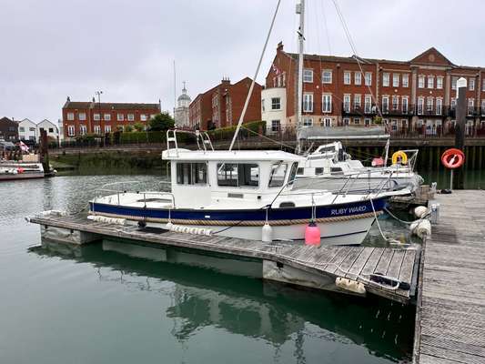 2000 Hardy HARDY 24 FISHING
