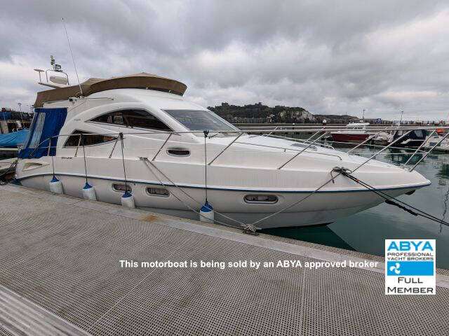 2004 SEALINE SEALINE F34 - Photo 1
