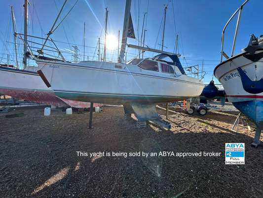 1996 Hunter HUNTER 27 PILOT