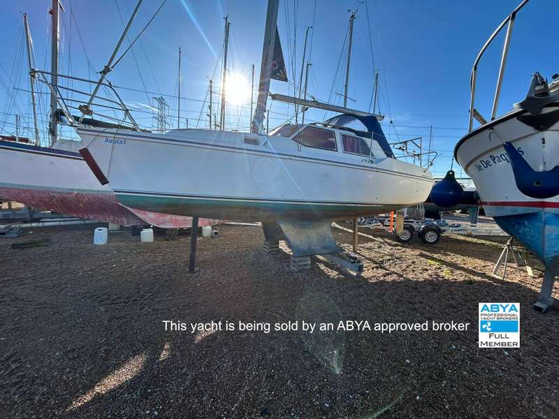 1996 HUNTER HUNTER 27 PILOT - Photo 1