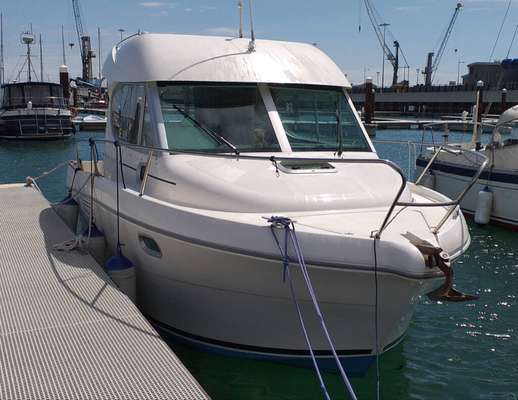 2007 Jeanneau MERRY FISHER 805