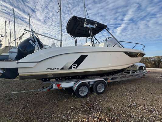 2022 Beneteau FLYER 8 SUNDECK