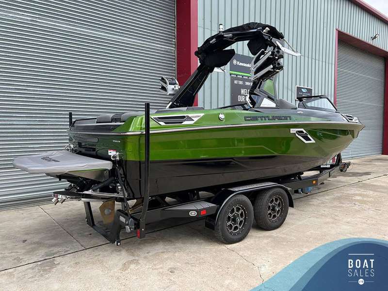 2023 CENTURION BOATS CENTURION RI230 - Photo 1