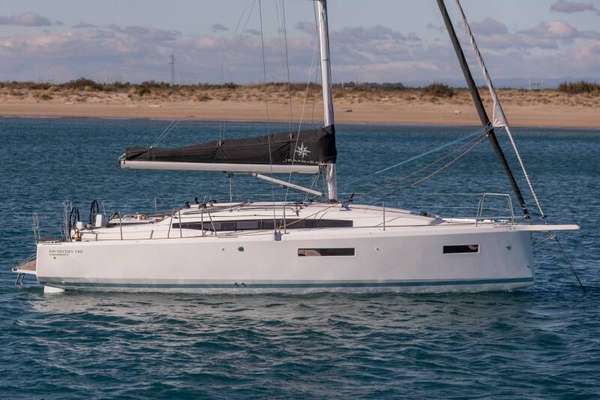 2025 Jeanneau SUN ODYSSEY 380