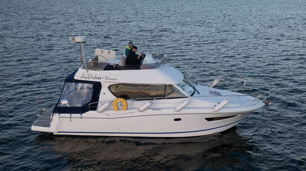 2011 JEANNEAU MERRY FISHER 10 - Photo 1