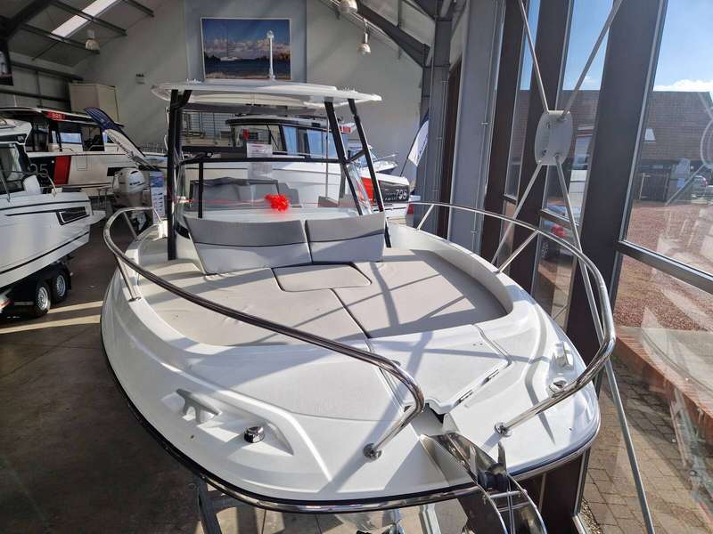 2023 JEANNEAU CAP CAMARAT 7.5 WA SÉRIE 3 - Photo 1