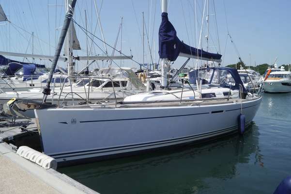 2007 Dufour DUFOUR 34