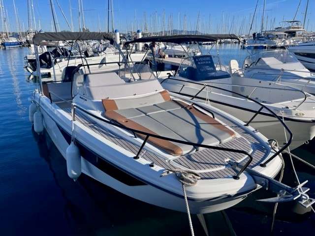 Beneteau FLYER 8 SUNDECK
