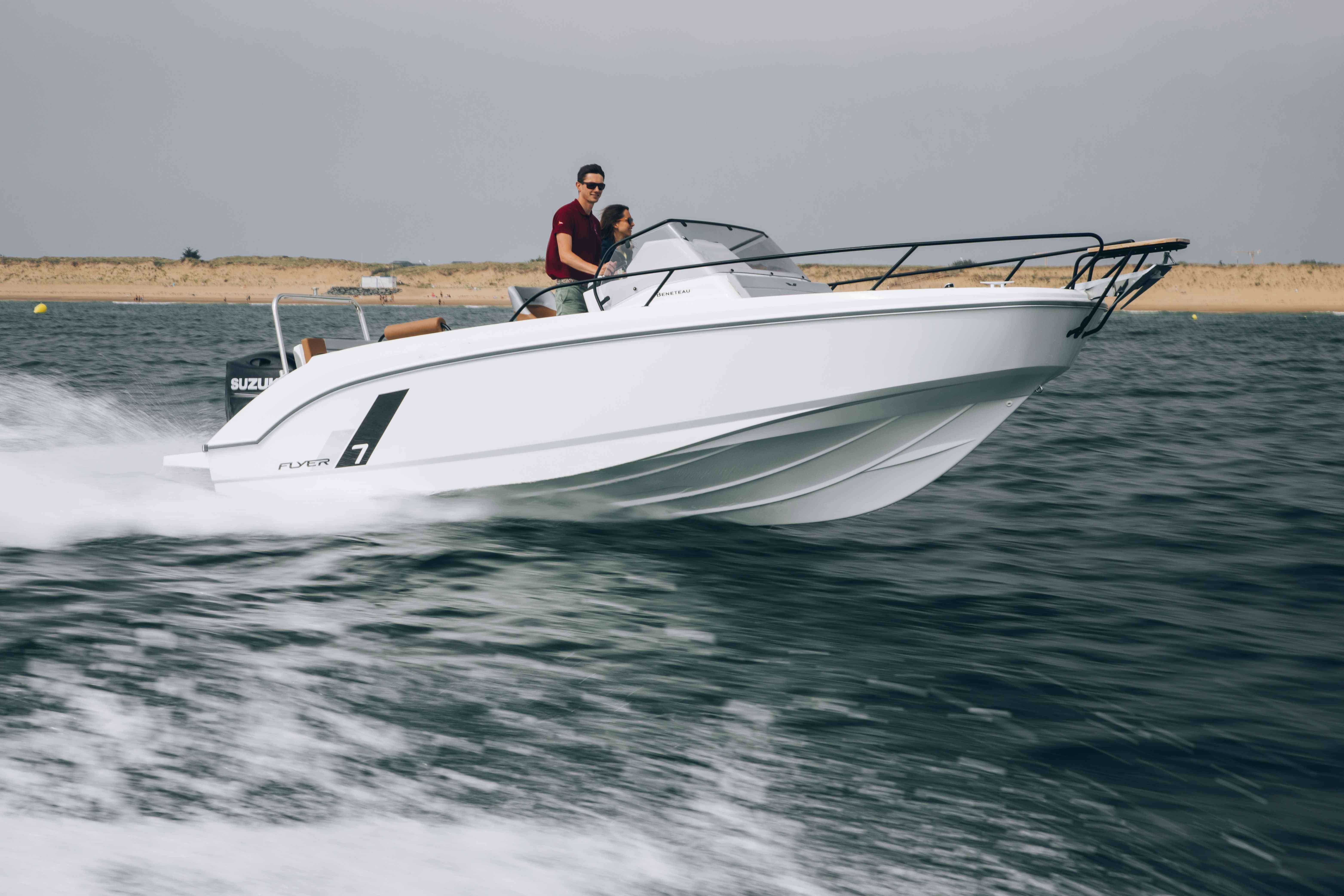 Beneteau FLYER 7 SUNDECK