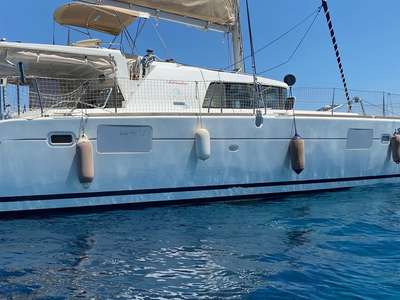 Catamarano LAGOON 440 usato Italia