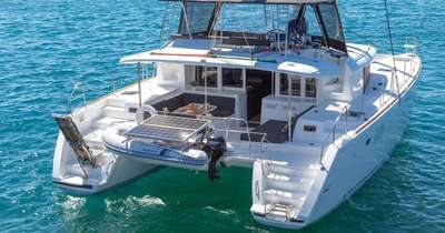Catamarano LAGOON 450 F usato Italia