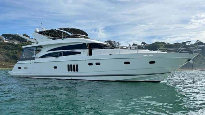 2009 Princess PRINCESS 21M