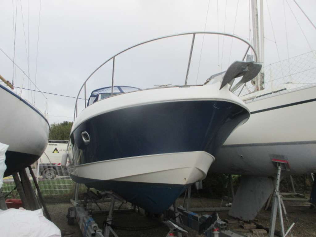Beneteau OMBRINE 800 WA
