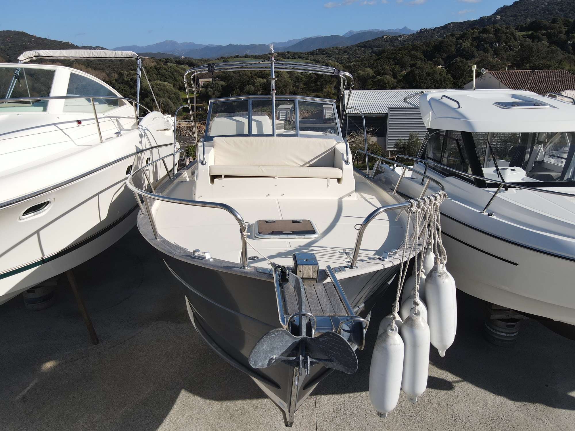 RHEA MARINE RHEA 750 OPEN