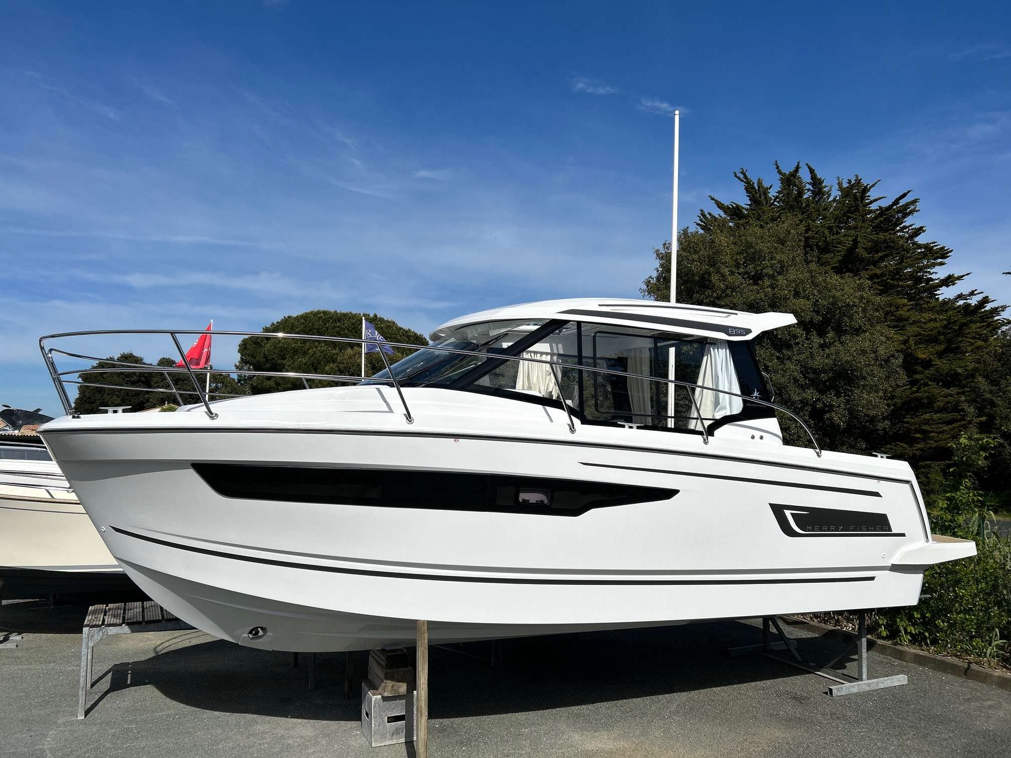 Jeanneau MERRY FISHER 895