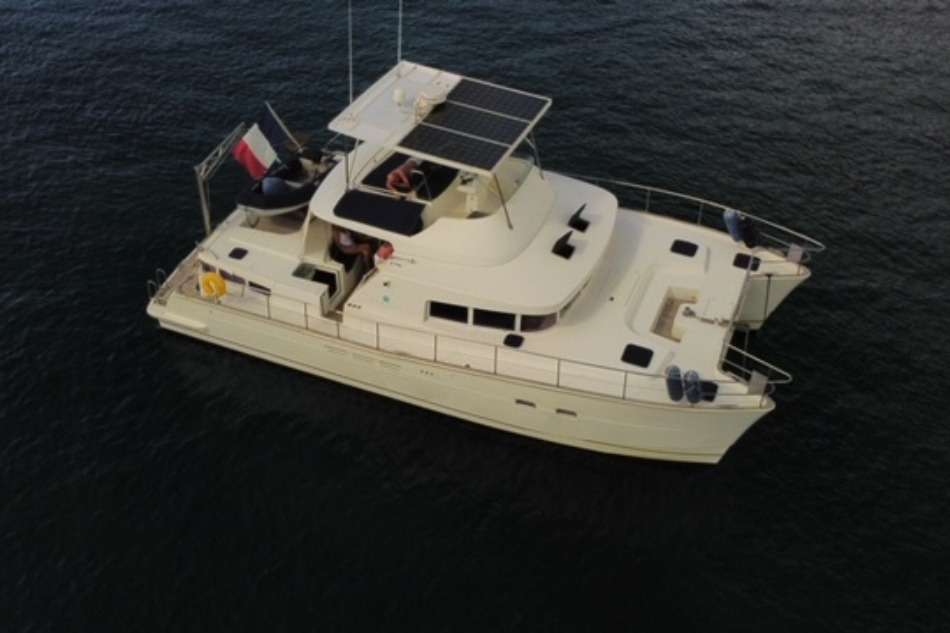 Lagoon LAGOON POWER 43