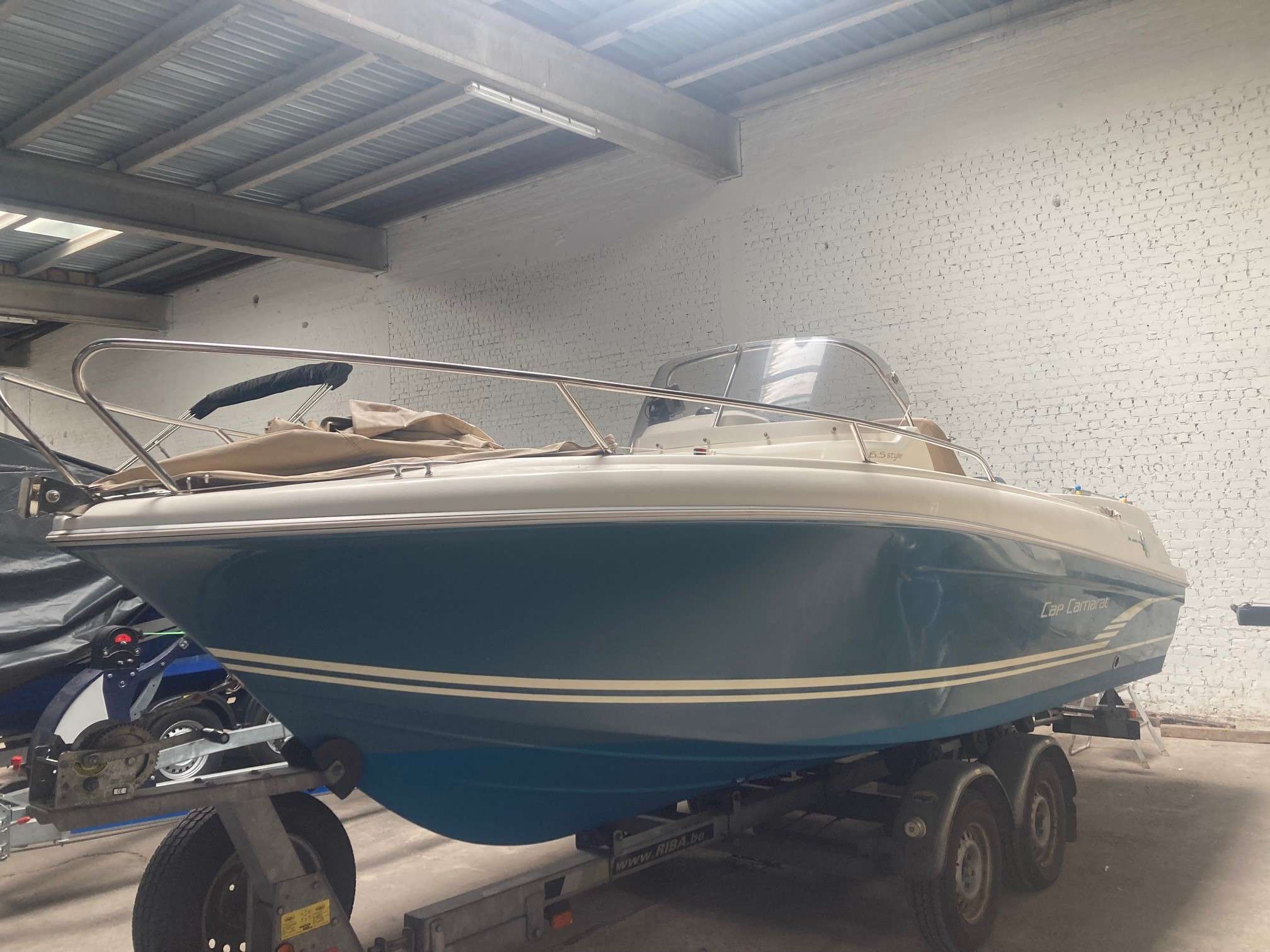 CAP CAMARAT 6.5 CC STYLE