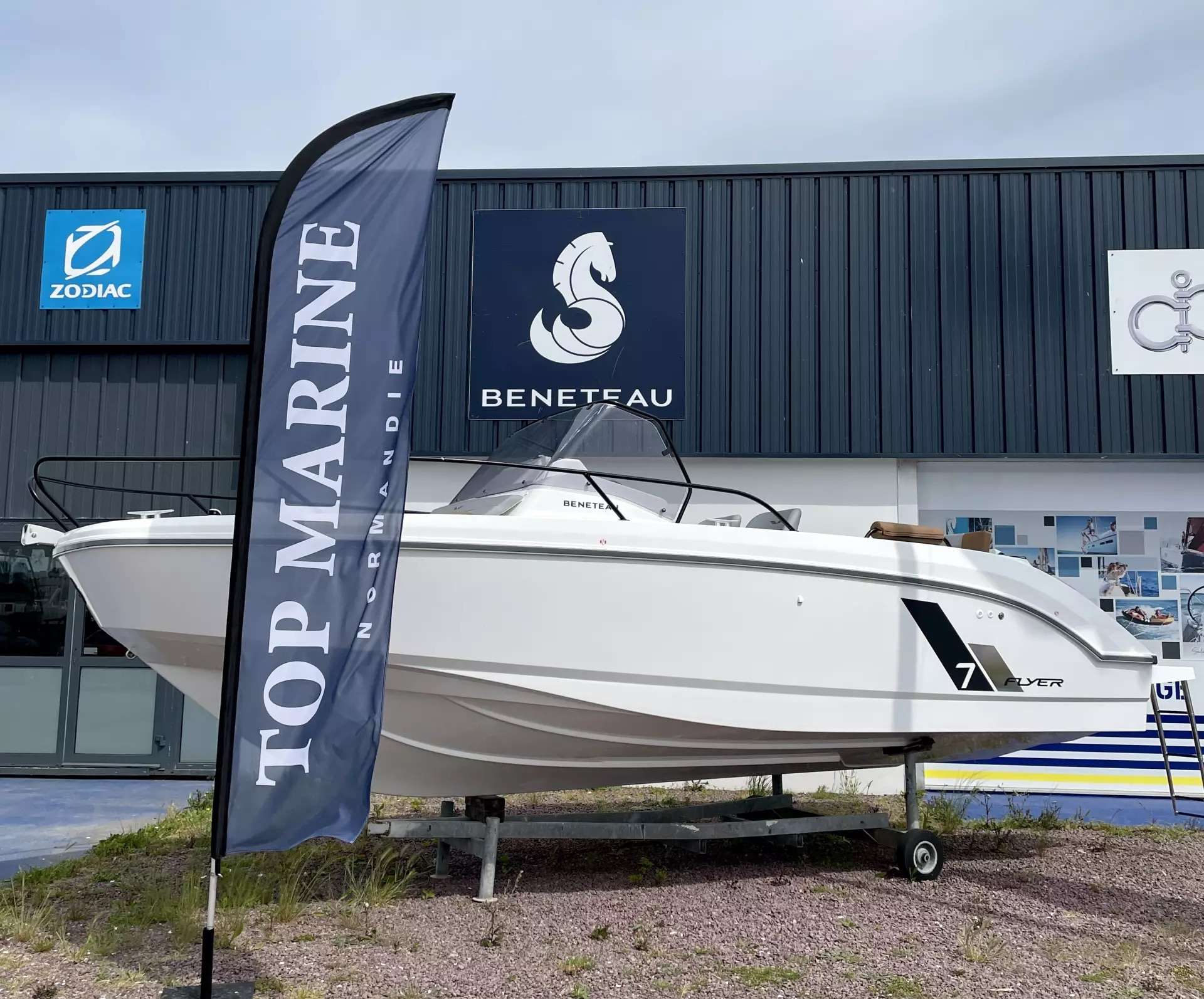 Beneteau FLYER 7 SUNDECK