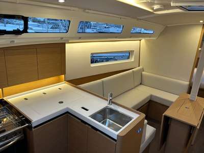 Barca a vela JEANNEAU SUN ODYSSEY 380 nuovo Francia