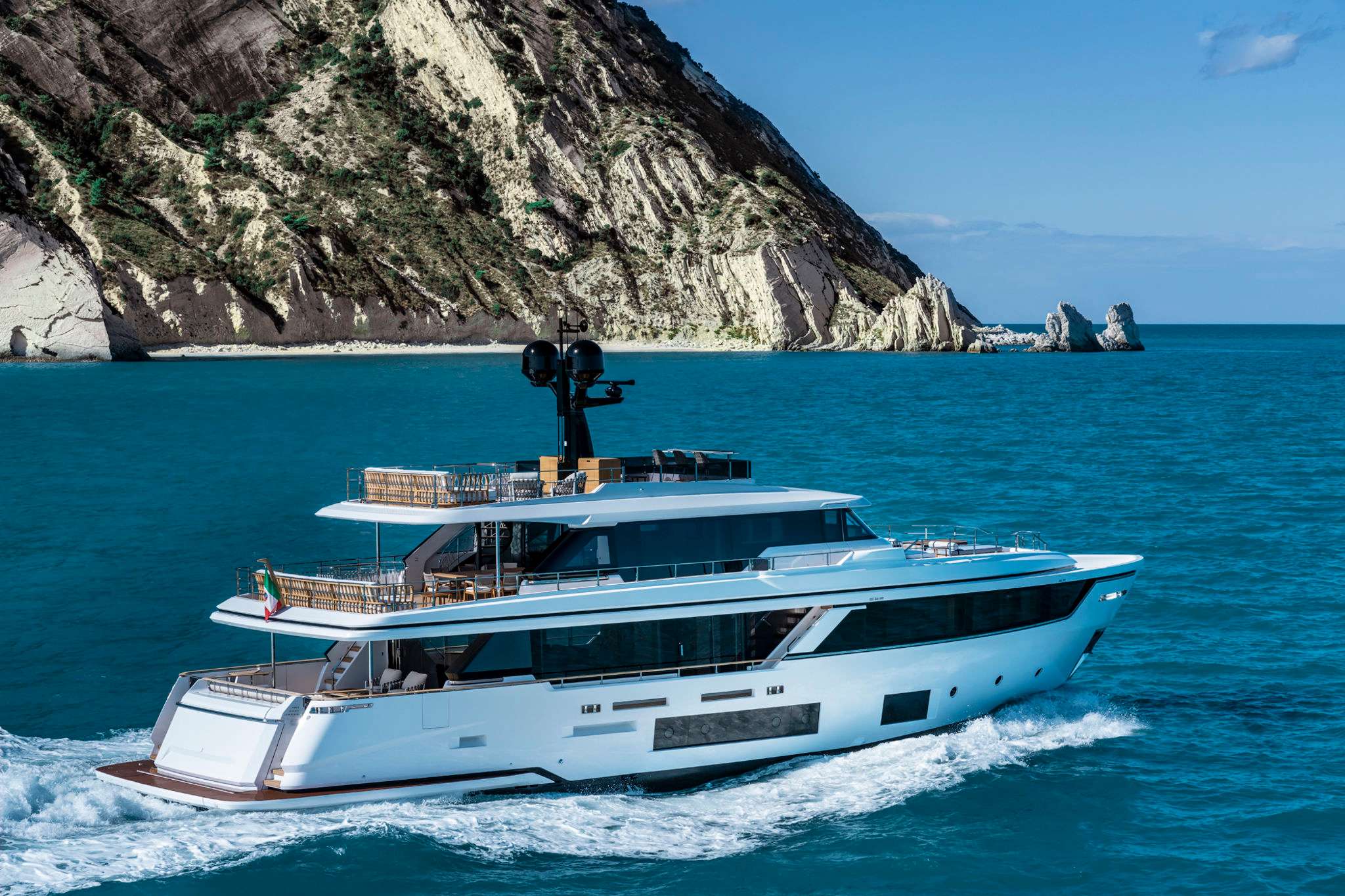 2024 Custom Line 30 Navetta for sale - Istanbul - €9,950,000