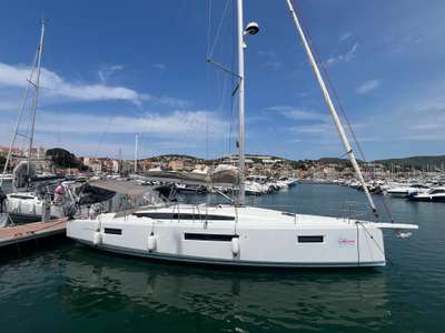 Barca a vela JEANNEAU SUN ODYSSEY 410 usato Francia