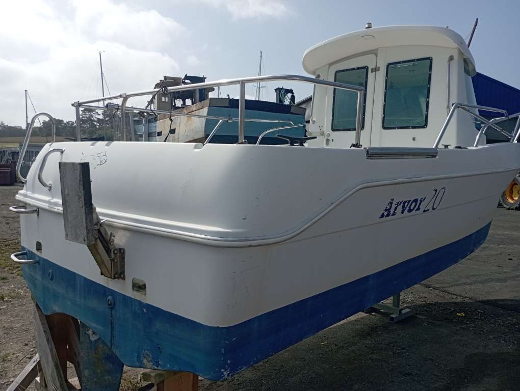 ARVOR 20 FISHERMAN