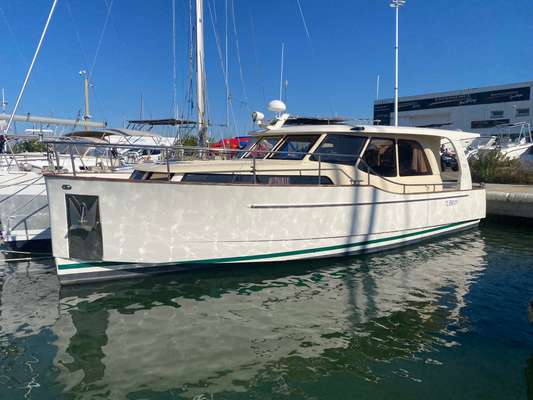 2011 Greenline GREENLINE 33