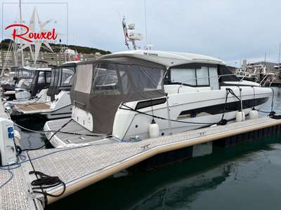 Barca JEANNEAU NC 37 usato Francia