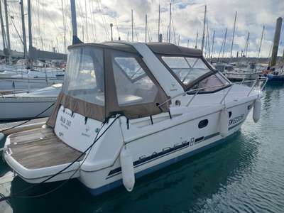 Barca JEANNEAU LEADER 8 usato Francia