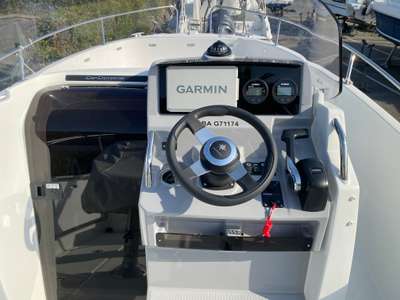 Barca JEANNEAU CAP CAMARAT 6.5 CC SÉRIE 3 usato Francia