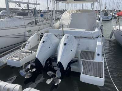 Barca JEANNEAU CAP CAMARAT 9.0 WA usato Francia