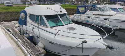 Barca JEANNEAU MERRY FISHER 925 usato Francia