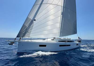 Barca a vela JEANNEAU SUN ODYSSEY 415 nuovo Francia