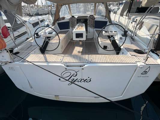 2019 Dufour 430 GRAND LARGE