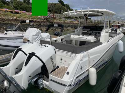 Barca JEANNEAU CAP CAMARAT 9.0 CC usato Francia
