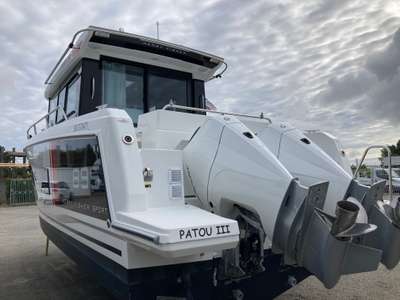 Barca JEANNEAU MERRY FISHER 895 SPORT SÉRIE 2 usato Francia
