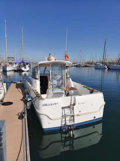 Barca JEANNEAU MERRY FISHER 705 usato Spagna
