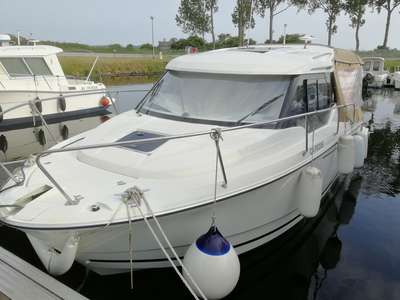 Barca JEANNEAU MERRY FISHER 795 usato Francia